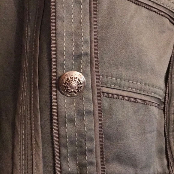 Military style women’s jacket - Picture 3 of 4